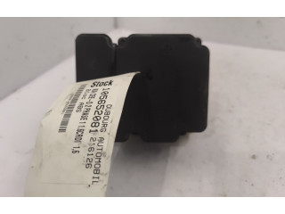 Блок АБС 6158945200   KIA  Pro Cee'd I  2008 - 2013 года