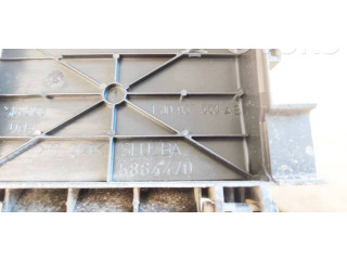 Блок предохранителей 1J0937550AB Skoda Octavia Mk1 (1U)