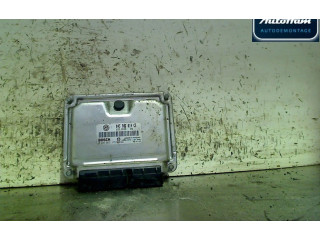 Блок управления двигателя 045906019CE, 045906019CE   Skoda Fabia Mk2 (5J)