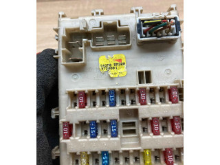 Pojistková skříňka 243505M300 Nissan Almera N16 2000