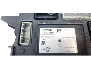 Блок комфорта 284B19561R Renault Clio IV