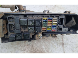 Блок предохранителей 9494210, GB20GF10 Volvo S80