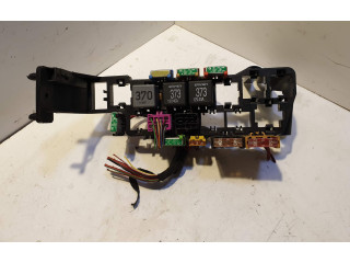 Pojistková skříňka 8D1937545 Audi A6 S6 C5 4B 2000