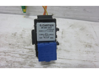 Блок предохранителей 8200222933, 8200222933   Renault Clio III    