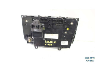 Блок управления климат-контролем 8691875, M309240-0053   Volvo S80