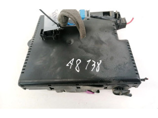 Блок предохранителей  30728512, 28017881   Volvo V70    