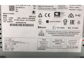 Радио/ проигрыватель CD/DVD / навигация 6V0035871D    Skoda Fabia Mk3 (NJ)