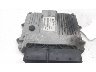 Блок управления двигателя 55563975 Suzuki Swift