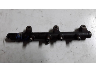 Vstřikovací lišta 315004X400 KIA Carnival pro naftový motor 2.9