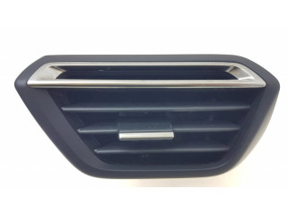 Боковая воздушная решётка