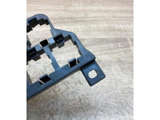 Pojistková skříňka 8D0937503E Audi A3 S3 8L 1996