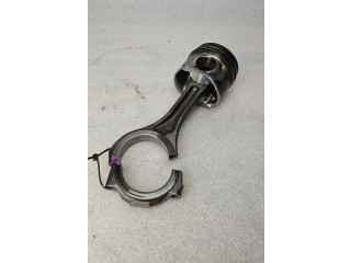 Píst Audi Q7 4L BUG