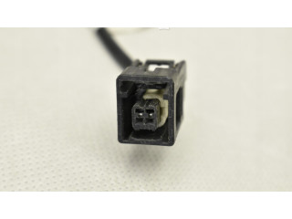 Передний датчик открытия / закрытия двери (крыло) 1037560-00-D Tesla Model X