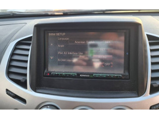 Считывающее устройство CD/DVD навигации (GPS)     Mitsubishi L200