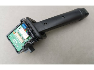 Ручка стеклоочистителей Volvo V70