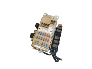 Блок предохранителей     Subaru Forester SG    