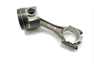  Поршень с шатуном    Volkswagen Golf Cross  