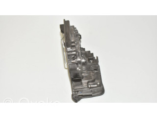 Задний замок