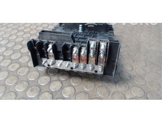 Блок предохранителей  1K0937125, 0000   Volkswagen Caddy    