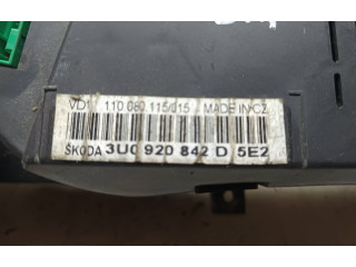 Панель приборов 3U0920842D, 110080115015 Skoda Superb B5 (3U)