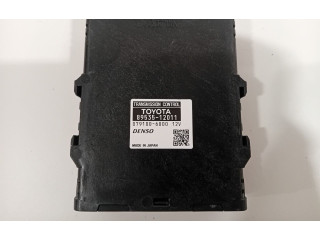 Блок управления коробкой передач 8953512011, 8953576011   Toyota Prius+ (ZVW40)