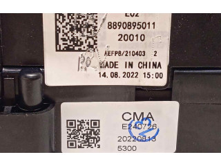 Подушка безопасности водителя 8890895011 Lynk & co 01