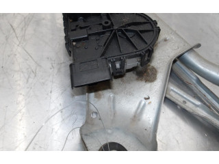 Моторчик дворников 8200619512    Dacia Duster