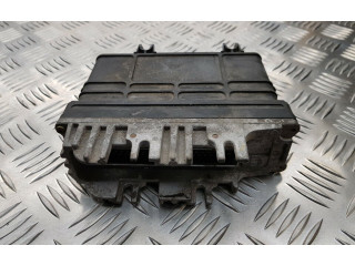Блок управления двигателя 032906026G, 0261203647 Volkswagen Golf III