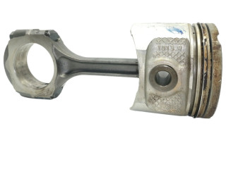  Поршень K4JG7   Renault Clio III  