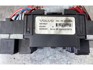 Блок предохранителей 30679527, 04W051   Volvo XC90    