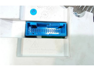 Панель приборов 3D0920885A, 3D0920885A Volkswagen Phaeton