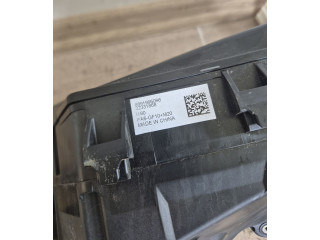 Блок предохранителей 32331868, 32301428 Volvo XC40