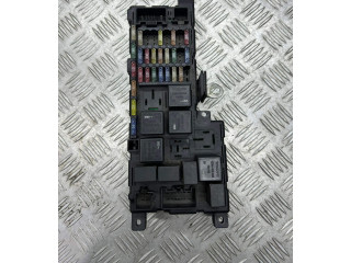 Блок предохранителей 8678449, 518218009   Volvo V70    