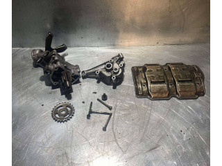 Масляный насос om606 6061810120, 6061810140 Mercedes-Benz E W124