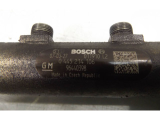 Vstřikovací lišta 0445214106 Chevrolet Captiva