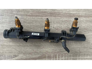 Топливная рампа 9630333180   Peugeot 607  