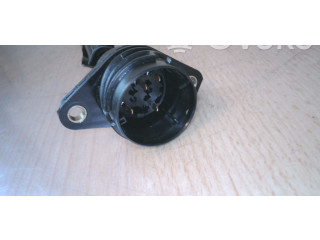 Топливная рампа 038971803   Volkswagen PASSAT B6  