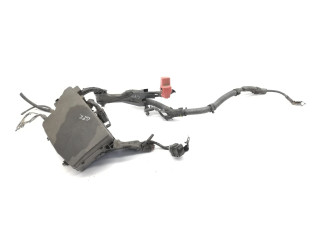 Pojistková skříňka Toyota Avensis T270 2015