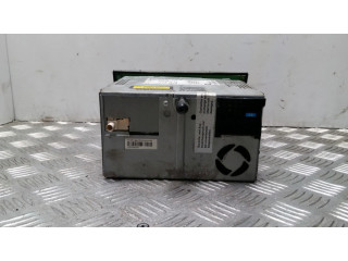 Радио/ проигрыватель CD/DVD / навигация