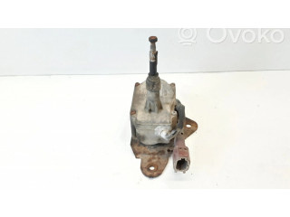 Моторчик стеклоочистителя Nissan Patrol 4W60