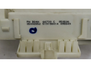 Блок предохранителей BS4H66730C, 519198014 Mazda 3 I