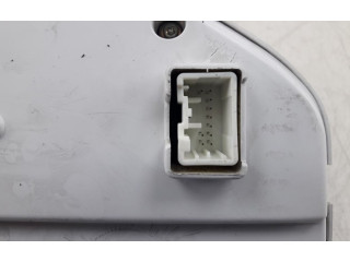 Панель приборов    Volvo V70       