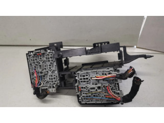 Pojistková skříňka 7L0937535B, 7L0937603A Volkswagen Touareg 2008