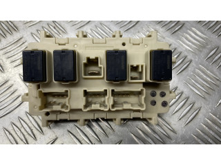 Блок предохранителей 252307990A   Mercedes-Benz W470    