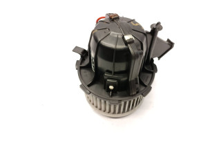 Вентилятор печки    U0854003, U0853003   Audi Q5 SQ5