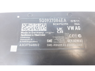 Блок управления 5Q0937084EA, 5Q0937084EA Audi Q3 F3