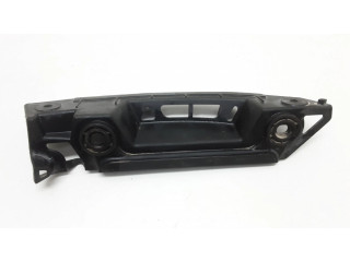 Задний держатель бампера