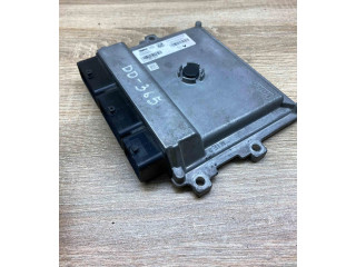 Блок управления двигателя 237102928R, V29029647A   Renault Clio IV