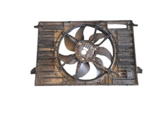 Вентилятор радиатора 8W0121207 Audi A4 Allroad B9