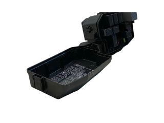 Блок предохранителей 0524NA, 3746NA Mitsubishi Outlander